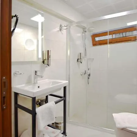 öncü Hotel 3*