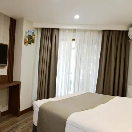 Hotel öncü Estambul