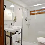 Oencue Hotel 3*